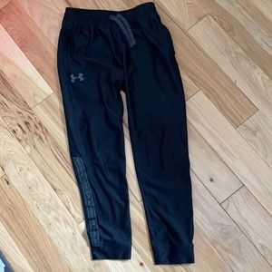 Boys Size YSM UA pants